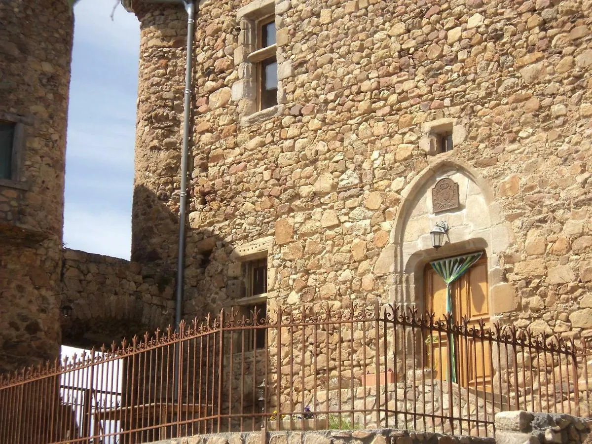 Bed & Breakfast Le Donjon De La Reine Margot Bed and Breakfast Beaumont